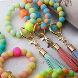 GLOW IN THE DARK SILICONE BEAD BRACELET KEYCHAIN_CWAB5014