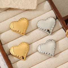 GOLDEN HEART 18K GOLD STAINLESS STEEL EARRINGS_CWMM3614