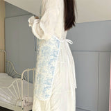 INK AND WATERPROOF AND OIL RESISTANT BLUE APRON_CWMM5810