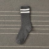 Wo-Striped Preppy Mid-Length Socks_Cwms0995