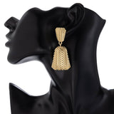 FASHIONABLE COMMUTING IRREGULAR TEXTURE EARRINGS_CWMM3202