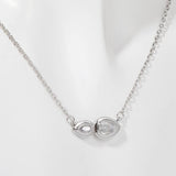 Zirconia Val Round Pendant Necklace_Cwmm5291