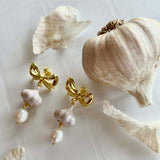 FASHIONABLE VEGETABLE WINE GLASS PEARL EARRINGS_CWAJE5053