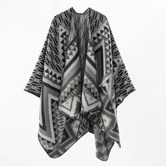 FASHION TRAVEL OUTFIT PHOTO WARM WARM SHAWL_CWMM2093