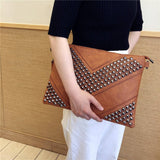 RIVET DECORATION LARGE CAPACITY HANDBAG_CWAB1376