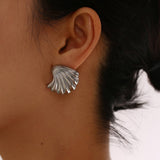 FADE RESISTANT TITANIUM STEEL MINIMALIST STUDS_CWMM8905