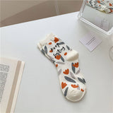 MILKY WHITE DOODLE SMILEY PATTERN CREW SOCKS_CWMS0208