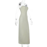 Solid-Color Sleeveless Halter Dress Covers Hips