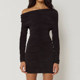Solid-Color Off-The-Shoulder Body-Hugging Dress