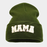 MAMA KNITTED HAT WITH EMBROIDERED LETTERS ON TOWEL_CWAH2080