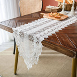 DANDY HOLLOWED TABLE RUNNER_CWMM0010