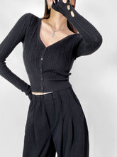 Solid-Color V-Neck Long-Sleeved Knitted Sweater