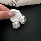 ADVANCED ROUND RESIN STONE EARRINGS_CWAJE2046