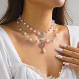 PEARL BEADED NECKLACE WITH PENDANT_CWAJE1157