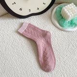 CONTRAST COLOR SMALL FRESH DIAMOND COTTON SOCKS_CWMS0913