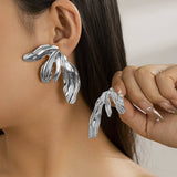 COOL AND SIMPLE RETRO FLOWER EARRINGS_CWAJE1814