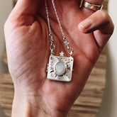 HEART FLOWER ALBUM PENDANT NECKLACE_CWMM5331