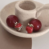 RETRO RED SMALL APPLE EARRINGS_CWAJE1309