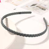 BRAIDED DESIGN HEADBAND_CWAHA0216
