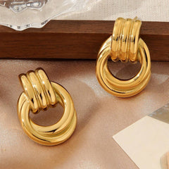 18K GOLD THREADED TITANIUM HOOP EARRINGS_CWMM3603