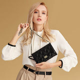 FASHIONABLE DIAMOND CHAIN CROSSBODY BAG_CWAB1635