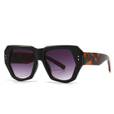BUTTERFLY RIVET TRENDY RETRO SUNGLASSES_CWASG0441