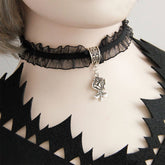 HALLOWEEN LACE ROSE PENDANT SHORT CLAVICLE CHAIN_CWMM0157