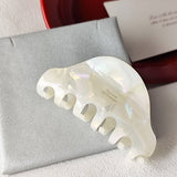 Half-Moon Acetate Hair Claw ? Chic Clip_Cwaha07245