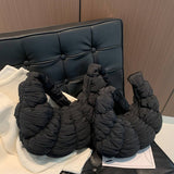 CROISSANT CLOUD BAG LARGE SHOULDER TOTE_CUAB00517