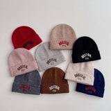 Winter Childrens Embroidered Letter Knitted Hat_Cwah2931