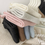 Warm Solid Color Ruffled Cute Mid-Calf Socks_Cwms1070