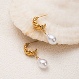 MINIMALIST IRREGULAR PEARL EARRINGS 18K GOLD STEEL_CWAJE5024