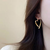 HIGH GRADE HOLLOW DESIGN SWEET EARRINGS FOR WOMEN_CWAJE3135