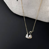 2024 SWAN PEARL NECKLACE_CWAJE1280