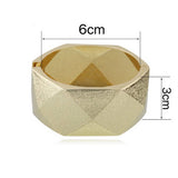 FASHIONABLE AND VERSATILE POLISHED ALLOY BRACELET_CWMM3119