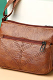SOFT LEATHER SQUARE MESSENGER BAG_CUAB0036