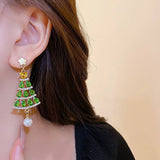 DIAMOND DEER HEAD SNOWFLAKE EARRINGS_CWAJE2408