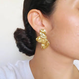 EXAGGERATED THREE PIECE GOLD PETAL EARRINGS_CWAJE1796