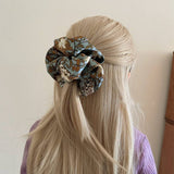 NEW RETRO GENTLE FLOWER HAIR SCRUNCHIES_CWAHA1741