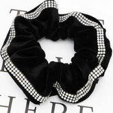 SOLID COLOR VELVET SCRUNCHIE_CWAHA0173