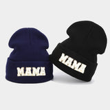MAMA KNITTED HAT WITH EMBROIDERED LETTERS ON TOWEL_CWAH2080