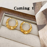HIGH GRADE MOBIUS PLAIN HOOP EARRINGS FOR WOMEN_CWAJE3120
