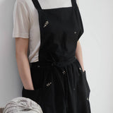 FLOWERS EMBROIDERED COTTON LINEN APRON WITH POCKETS_CWMM3290