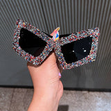 LARGE FRAME CAT EYE LUXURY RHINESTONE SUNGLASSES_CWASG0828
