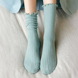 FLOWER EMBROIDERY CREW RUFFLE SOCKS WOMEN_CWMS0293