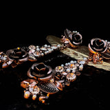 NEW VINTAGE ANTIQUE BRONZE FLOWER EARRINGS_CWAJE1106