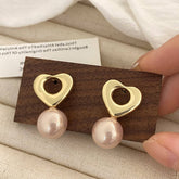 Valentines Day Fashion Retro Heart Pearl Earrings