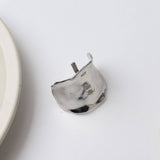 2024 CONCAVE AND CONVEX LAVA INSERT HAIRPIN_CWAHA2656