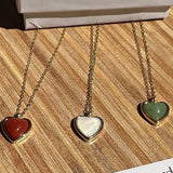 NATURAL STONE RED HEART SHAPED PENDANT NECKLACE_CWAJE1616