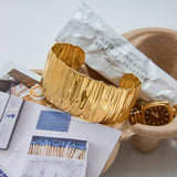 MINIMALIST WIDE TEXTURED OPEN BANGLE 18K GOLD_CWAJE4741